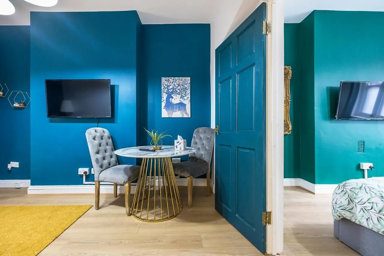 Royal London Apartments