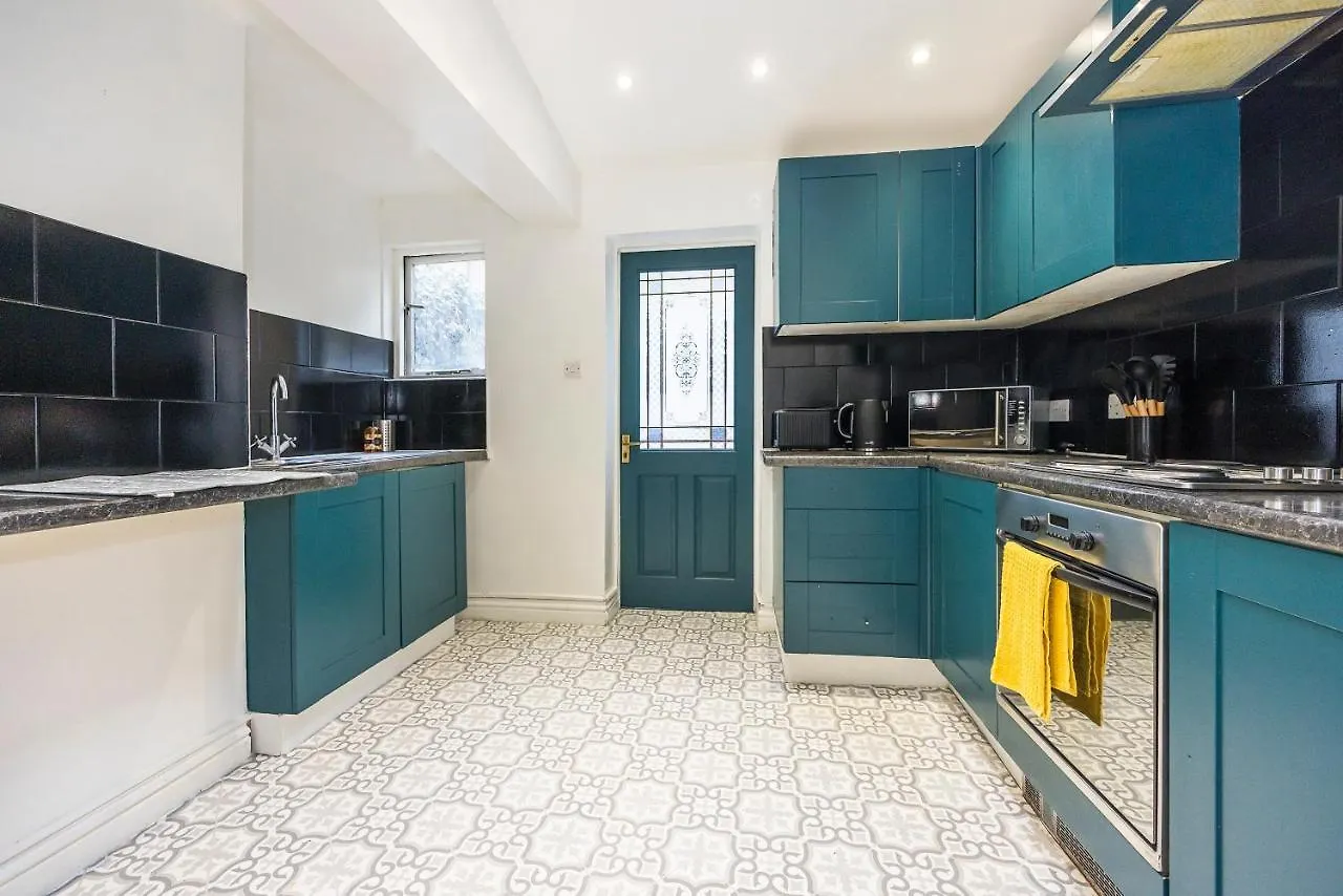 Royal London Apartments