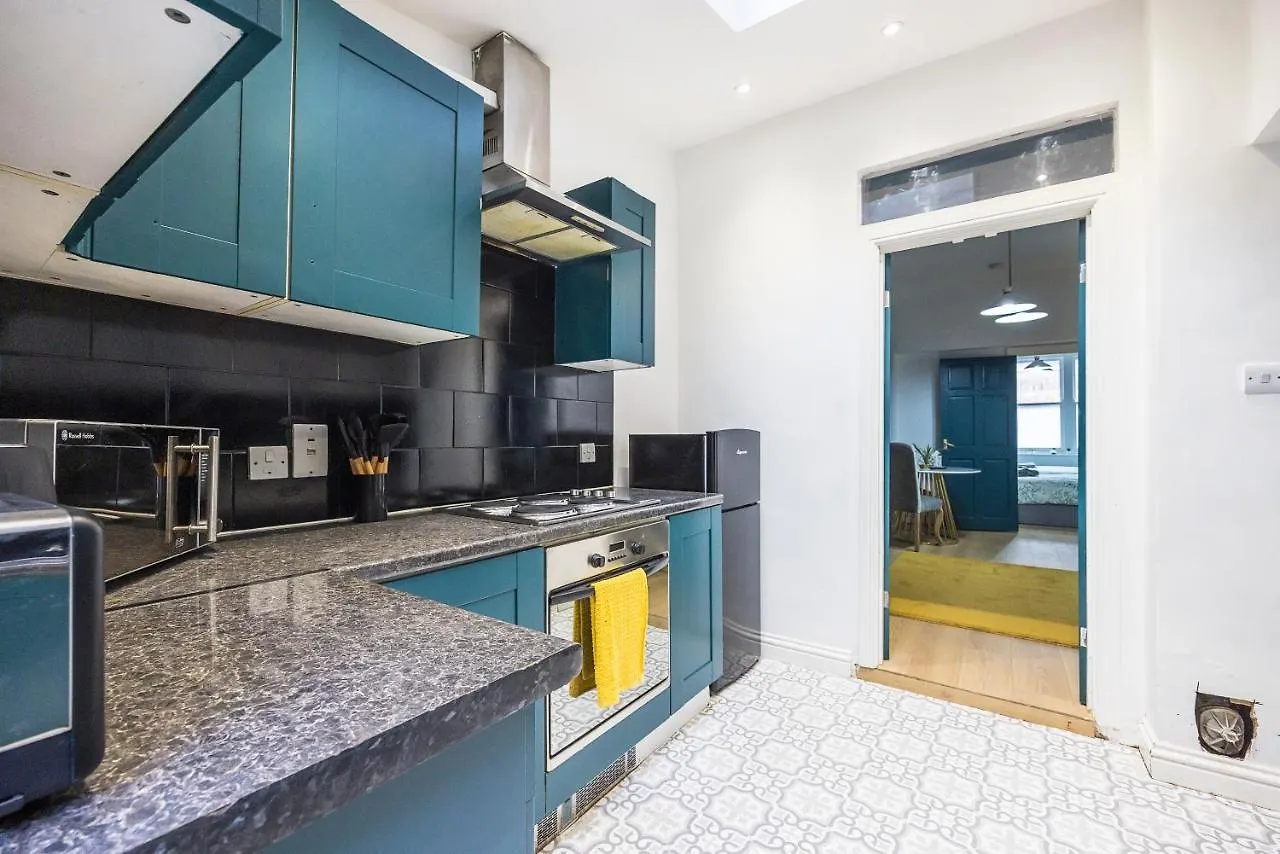Royal London Apartments