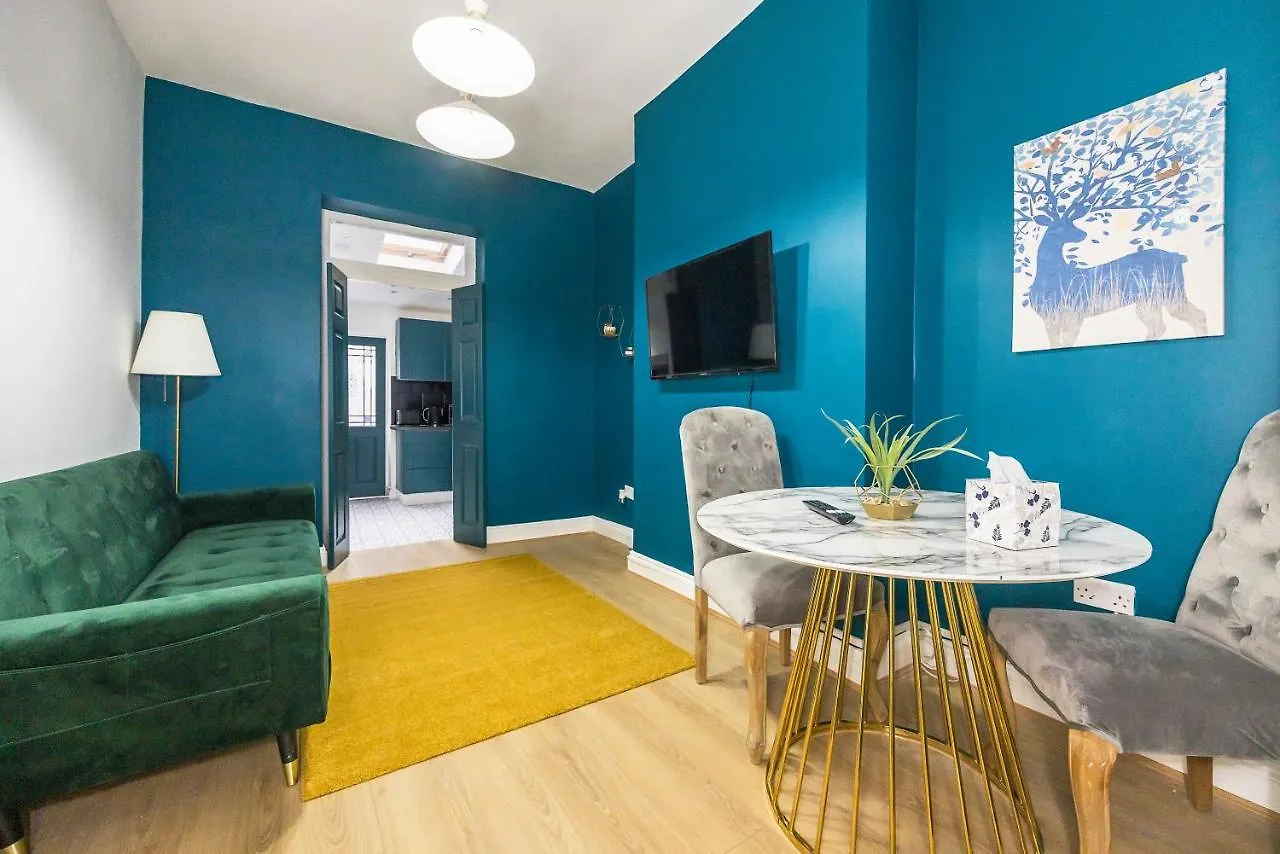 Royal London Apartments