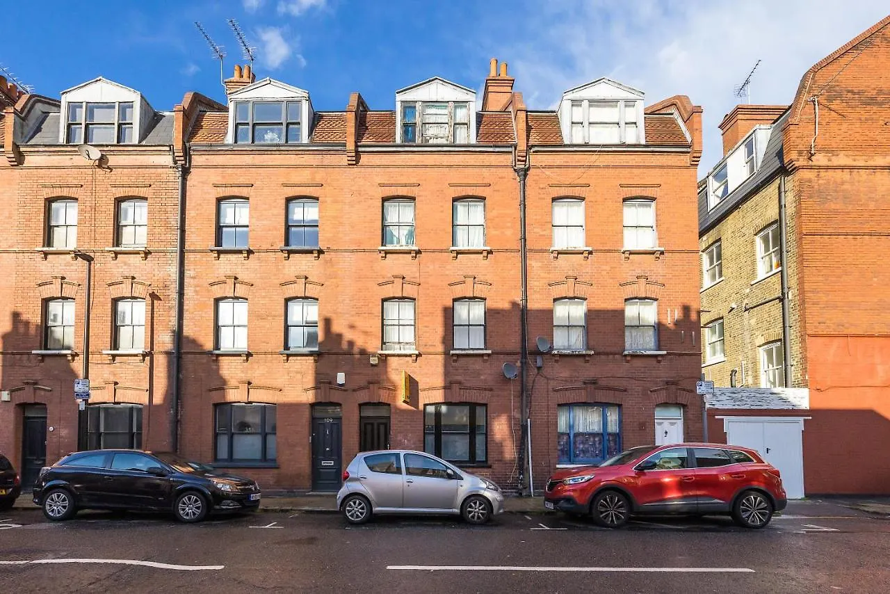 Royal London Apartments